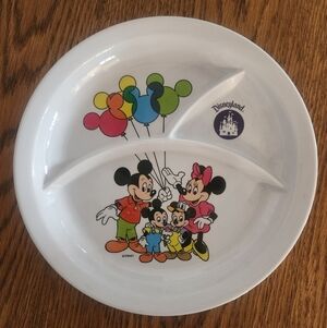 Vintage Disneyland Child's Melamine Superware Plate Collectable